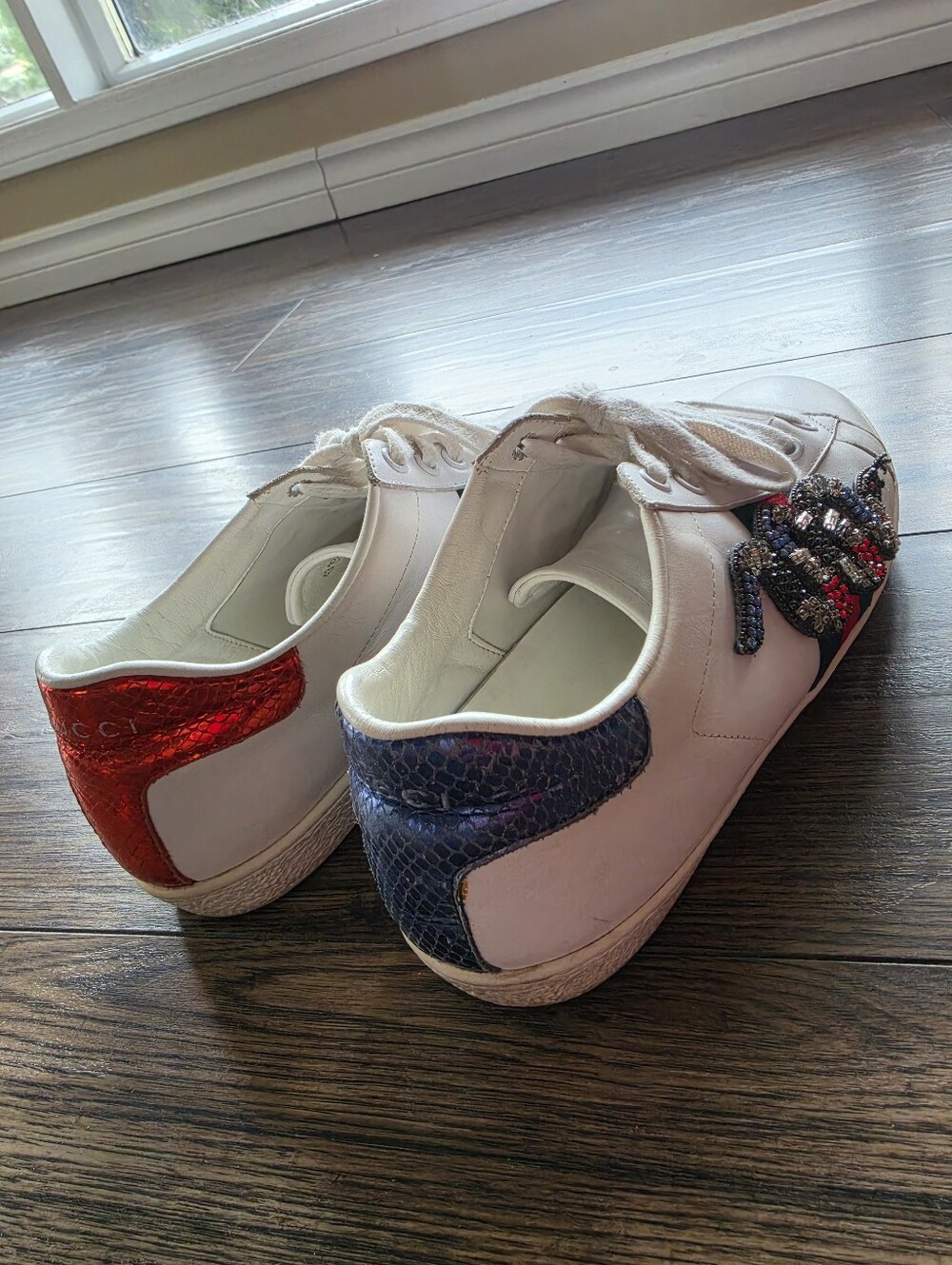 Gucci Cobra White Sneakers Size 8
